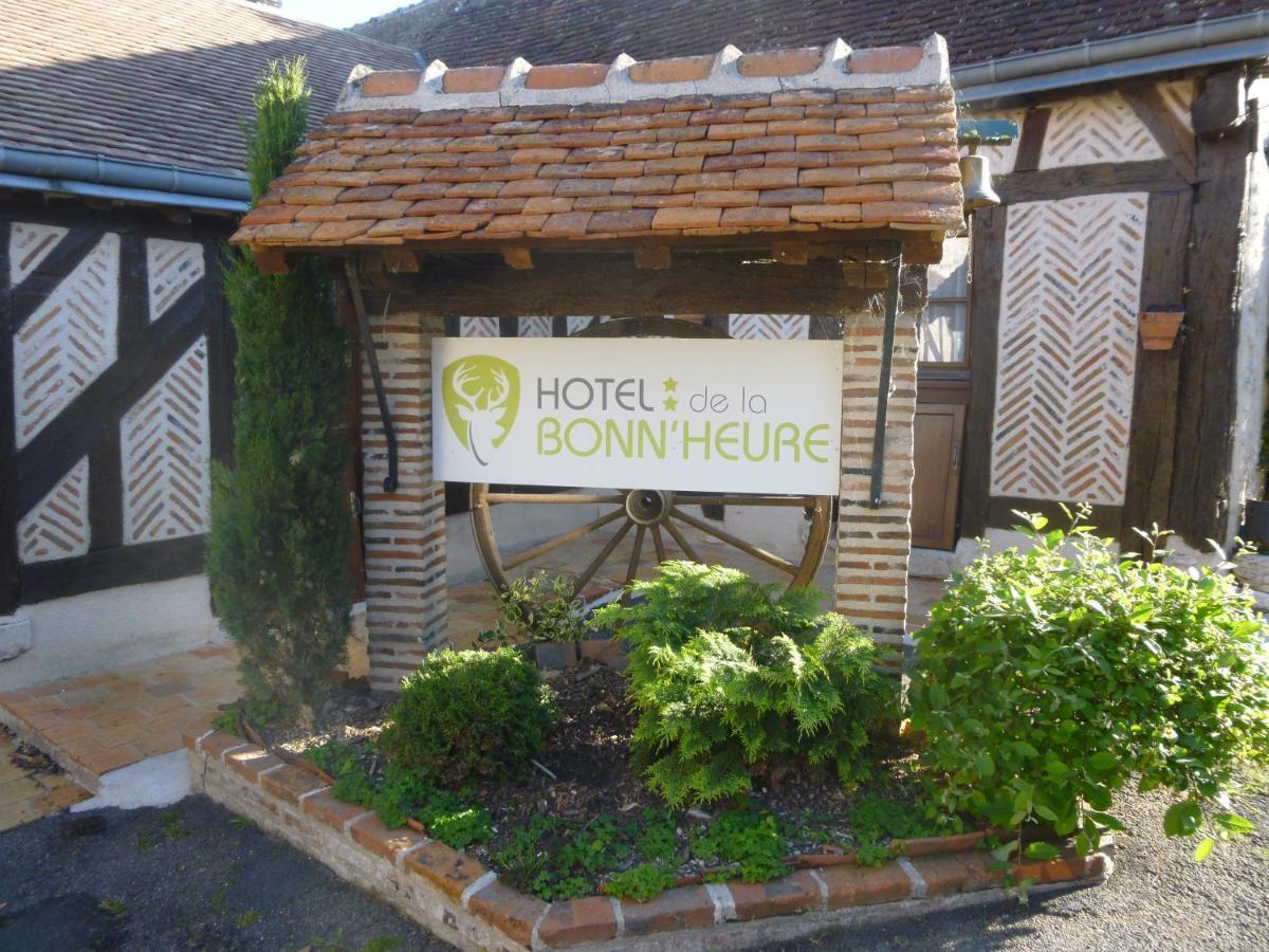 Hotel De La Bonnheure Bracieux Exterior foto